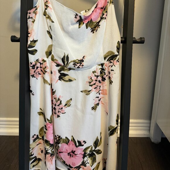 Dynamite floral dress - Picture 1 of 2